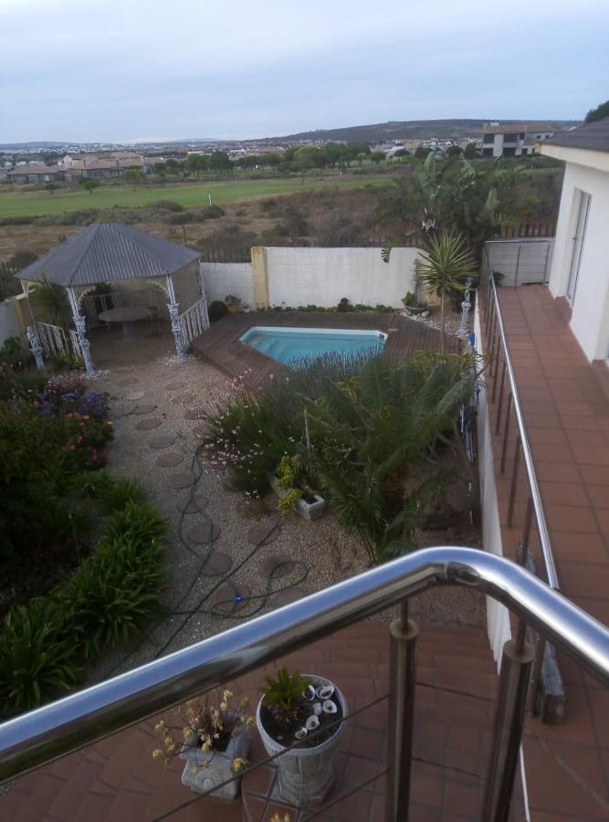 Appartamento 70 On Fairway Langebaan Esterno foto